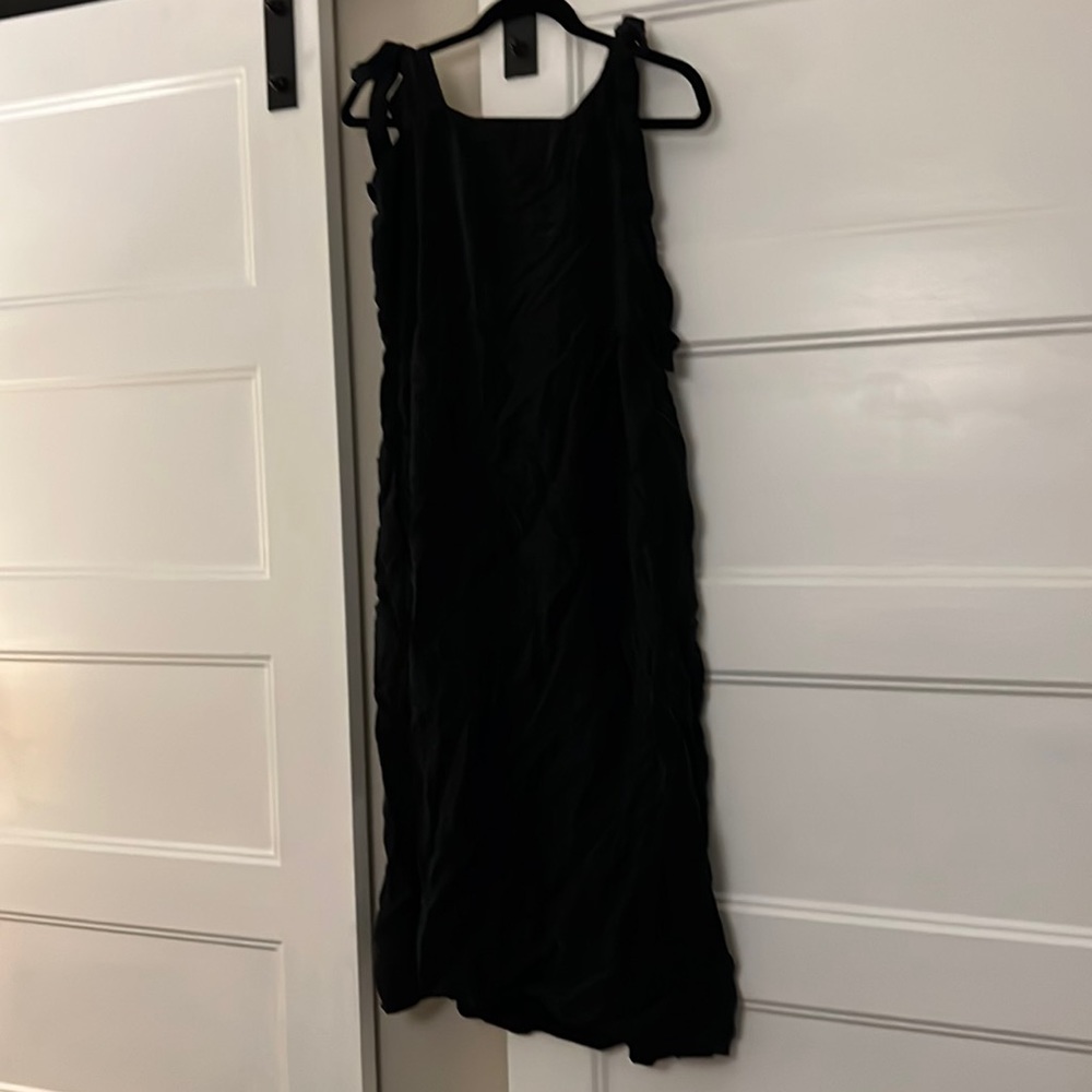 Hatch maternity bow tied apron dress